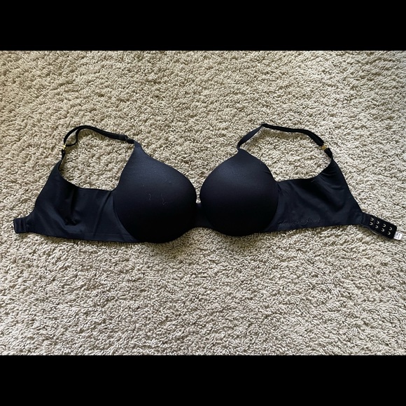 Victoria’s Secret bra - Picture 1 of 2